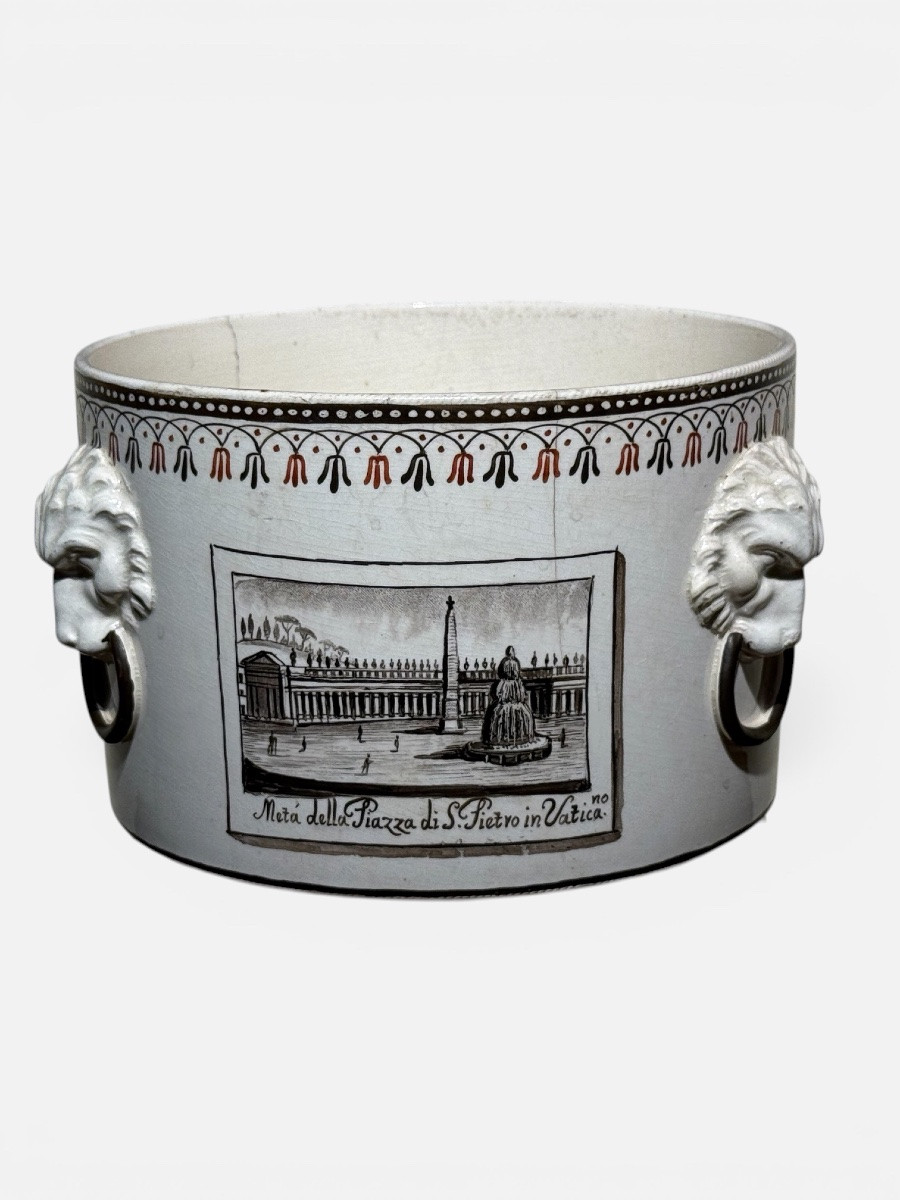 Ceramic Centerpiece. Circa 1820. -photo-4