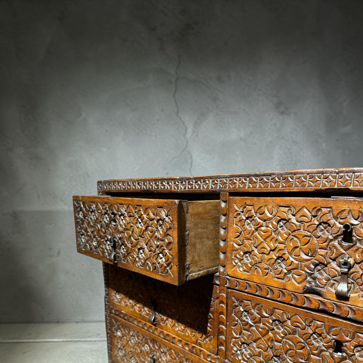 Bargueño. Capb And Coniferous Wood. Viceroyalty Of New Spain.-photo-2
