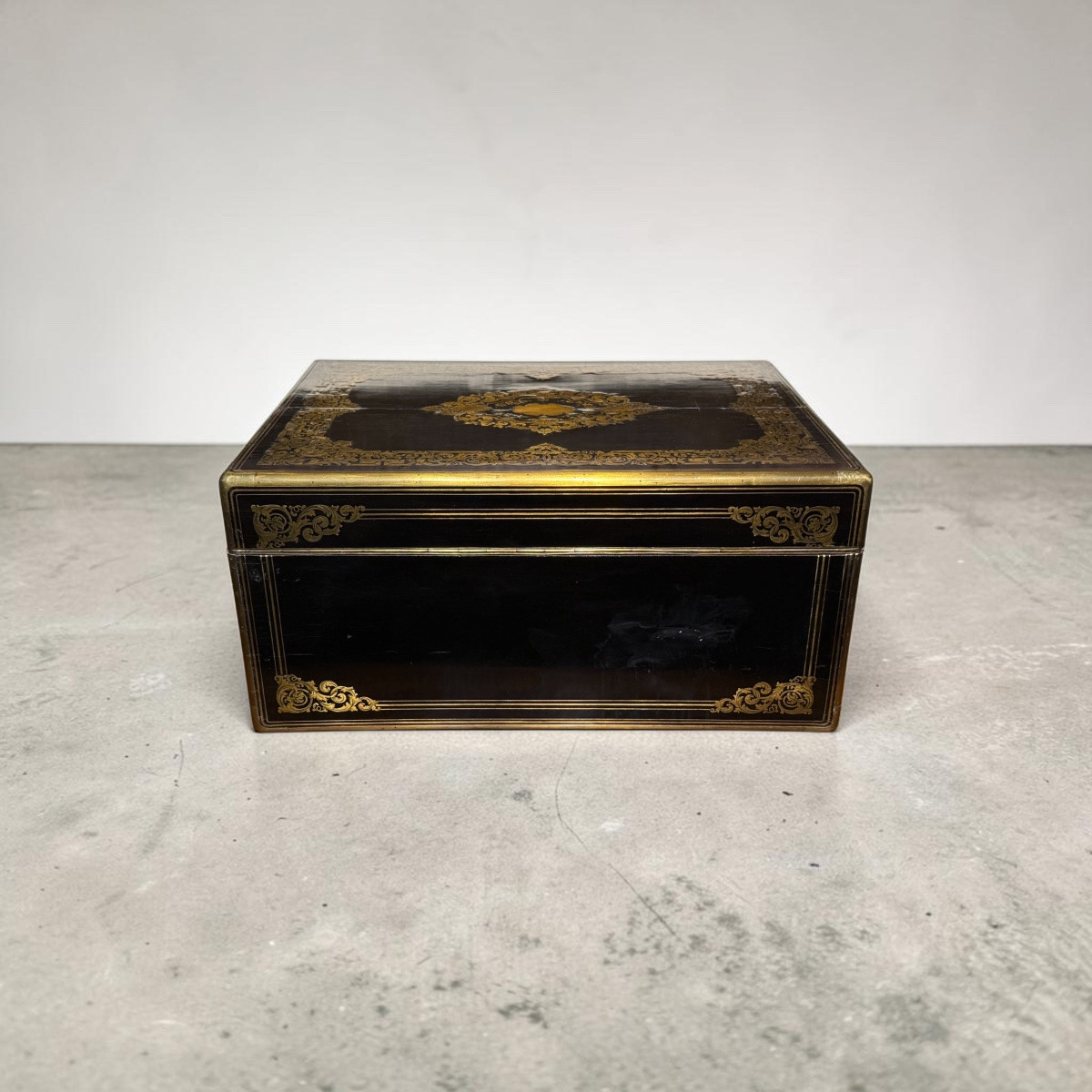 Travel Desk Box. Second Empire. Painted Wood And Brass Marquetry-photo-3