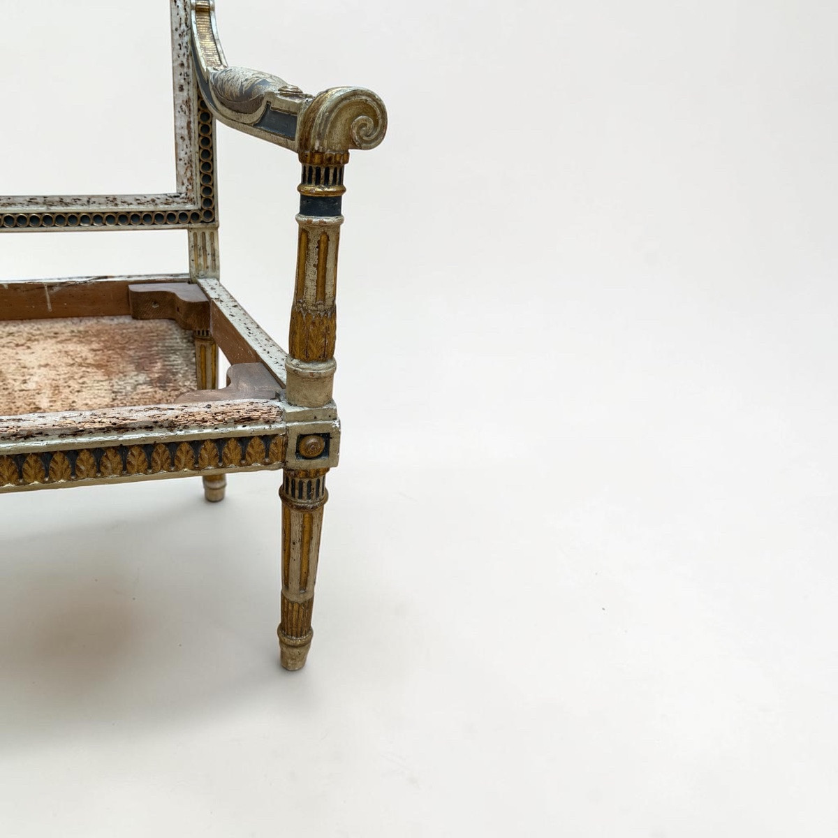 Paire de fauteuils. Époque Charles IV d’Espagne. Espagne, 1790–1800-photo-4