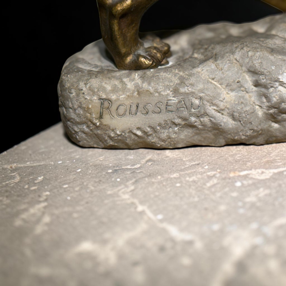 Tigre des neiges. Bronze doré et marbre. Victor Rousseau-photo-2