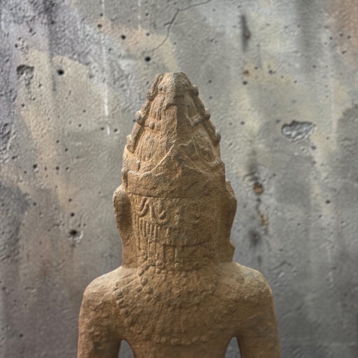 Divinité. Grès. Royaume du Champa, XIe siècle-photo-3