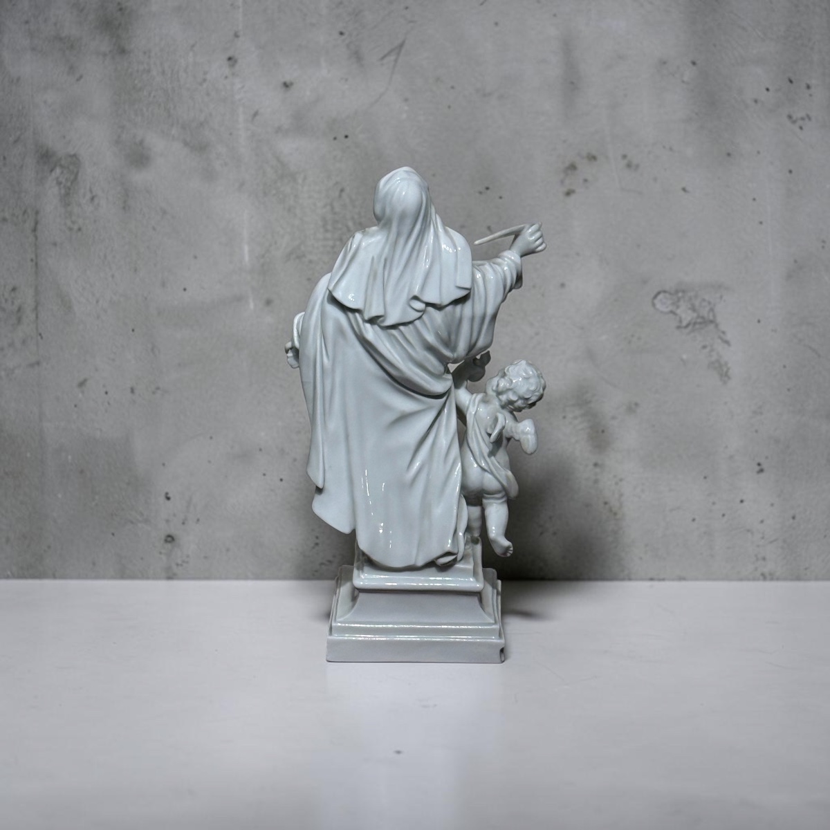 Sainte Thérèse de Jésus. Porcelaine émaillée. Fin du XVIIIe siècle.-photo-2