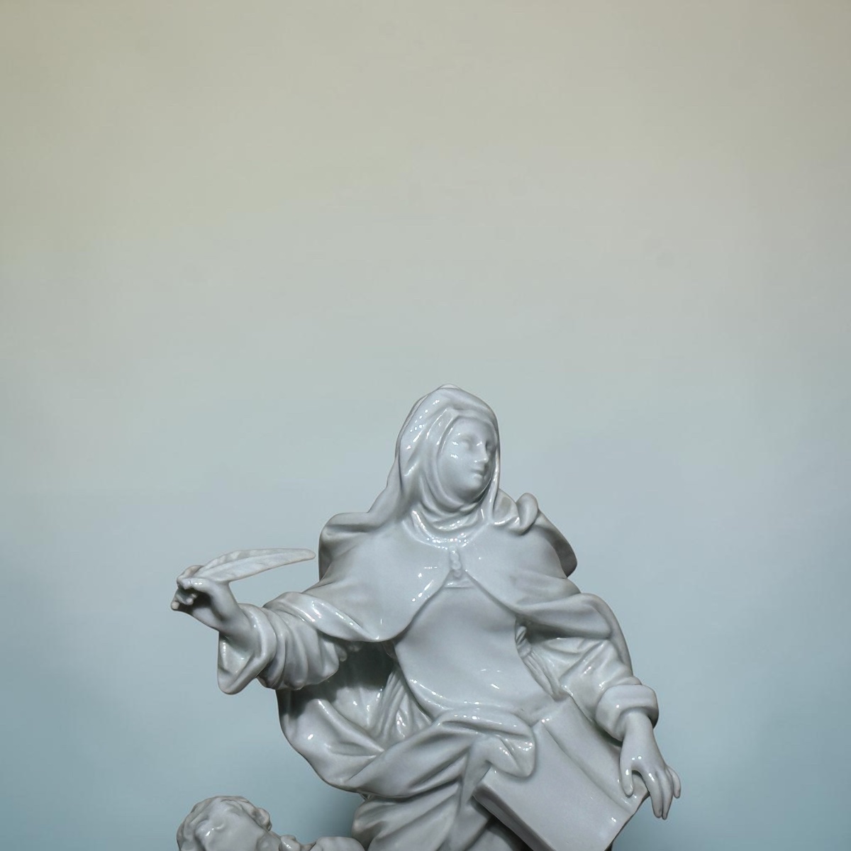 Sainte Thérèse de Jésus. Porcelaine émaillée. Fin du XVIIIe siècle.-photo-3