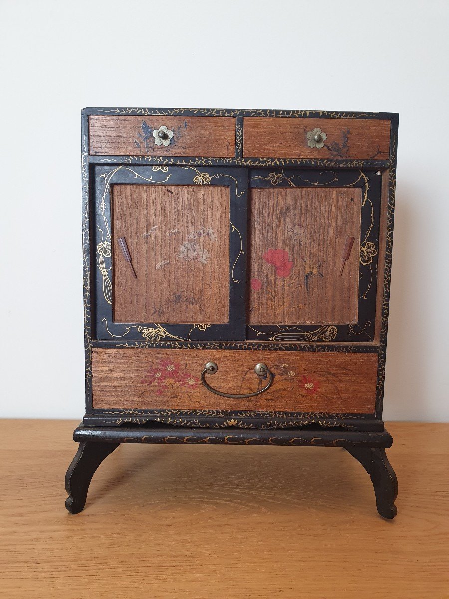 Japan, Small Cabinet, Wood And Lacquer, Early Twentieth.-photo-3