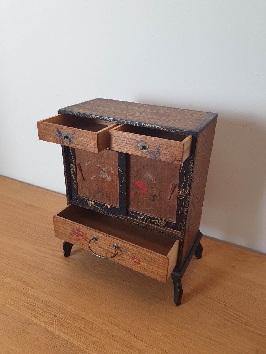 Japan, Small Cabinet, Wood And Lacquer, Early Twentieth.-photo-4