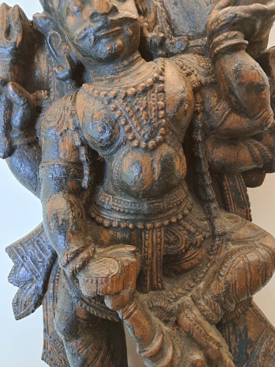 Elément De Sculpture d'Une Divinité Hindoue , Bois ,  Fin XIX°. -photo-4