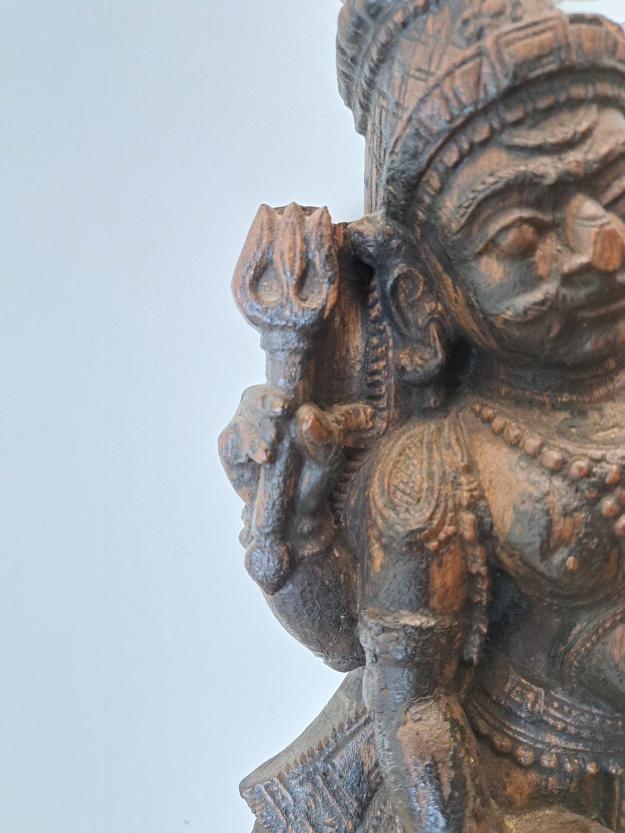 Elément De Sculpture d'Une Divinité Hindoue , Bois ,  Fin XIX°. -photo-2