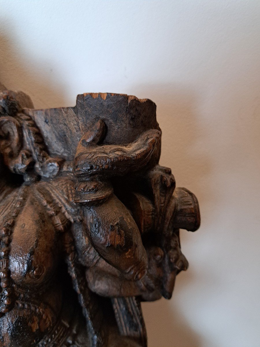Elément De Sculpture d'Une Divinité Hindoue , Bois ,  Fin XIX°. -photo-8