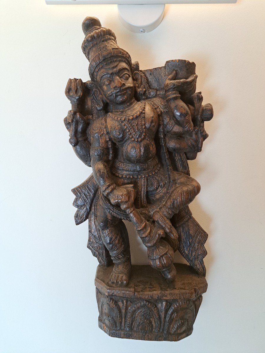 Elément De Sculpture d'Une Divinité Hindoue , Bois ,  Fin XIX°. 