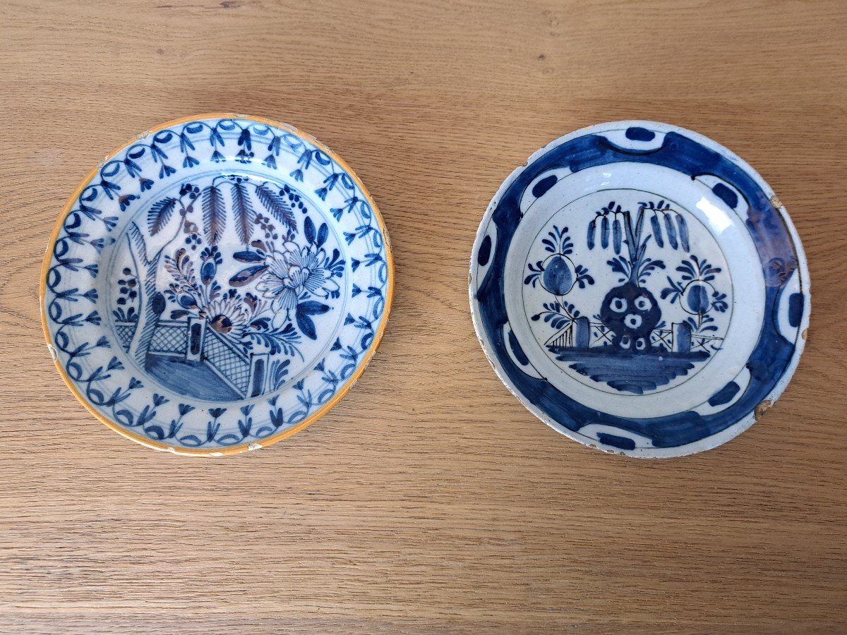 Delft , 2 Petites Assiettes , Faïence , XVIII°. 
