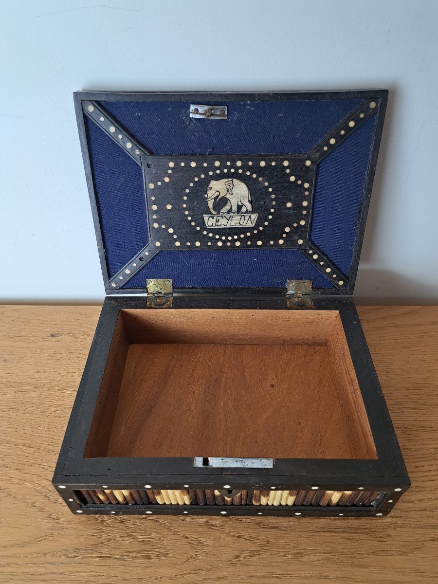 Box, Porcupine Thorn, Ebony And Bone Inlay, Ceylon, India, Early 20th Century. -photo-4