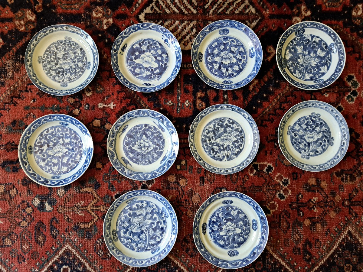 Chine , Ensemble De 10 Assiettes , Porcelaine Tianqi Chongzheng , Ming , XVII°.