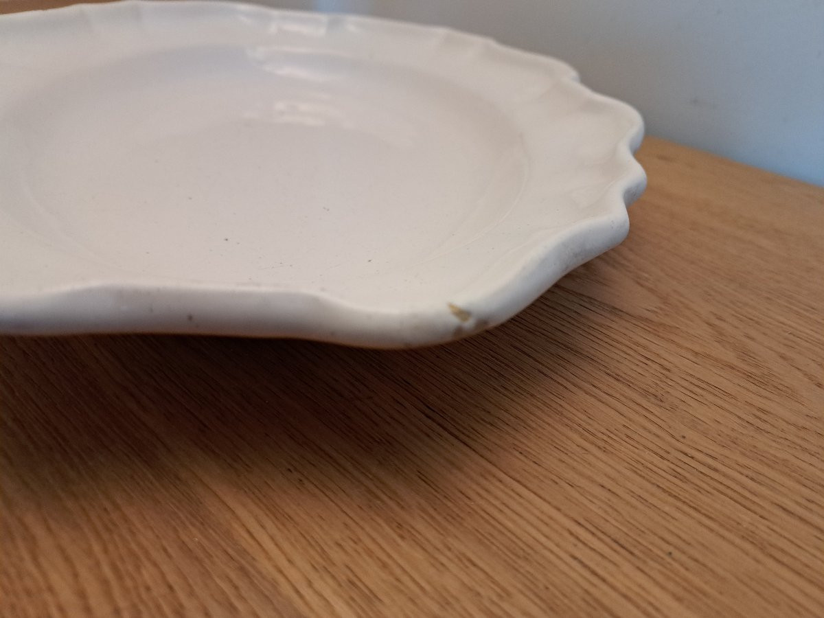 Moustiers, Oval Scalloped Dish, White Earthenware, 18th Century. -photo-4