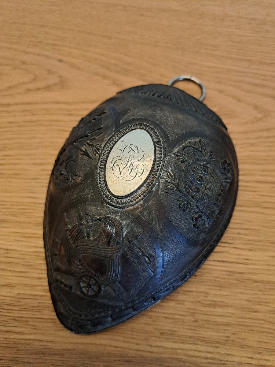 Hunting Cup, Half Coconut, 19th Century. 