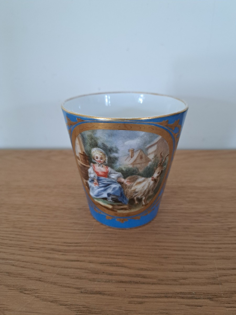 Litron Cup, Porcelain, 19th Century. 
