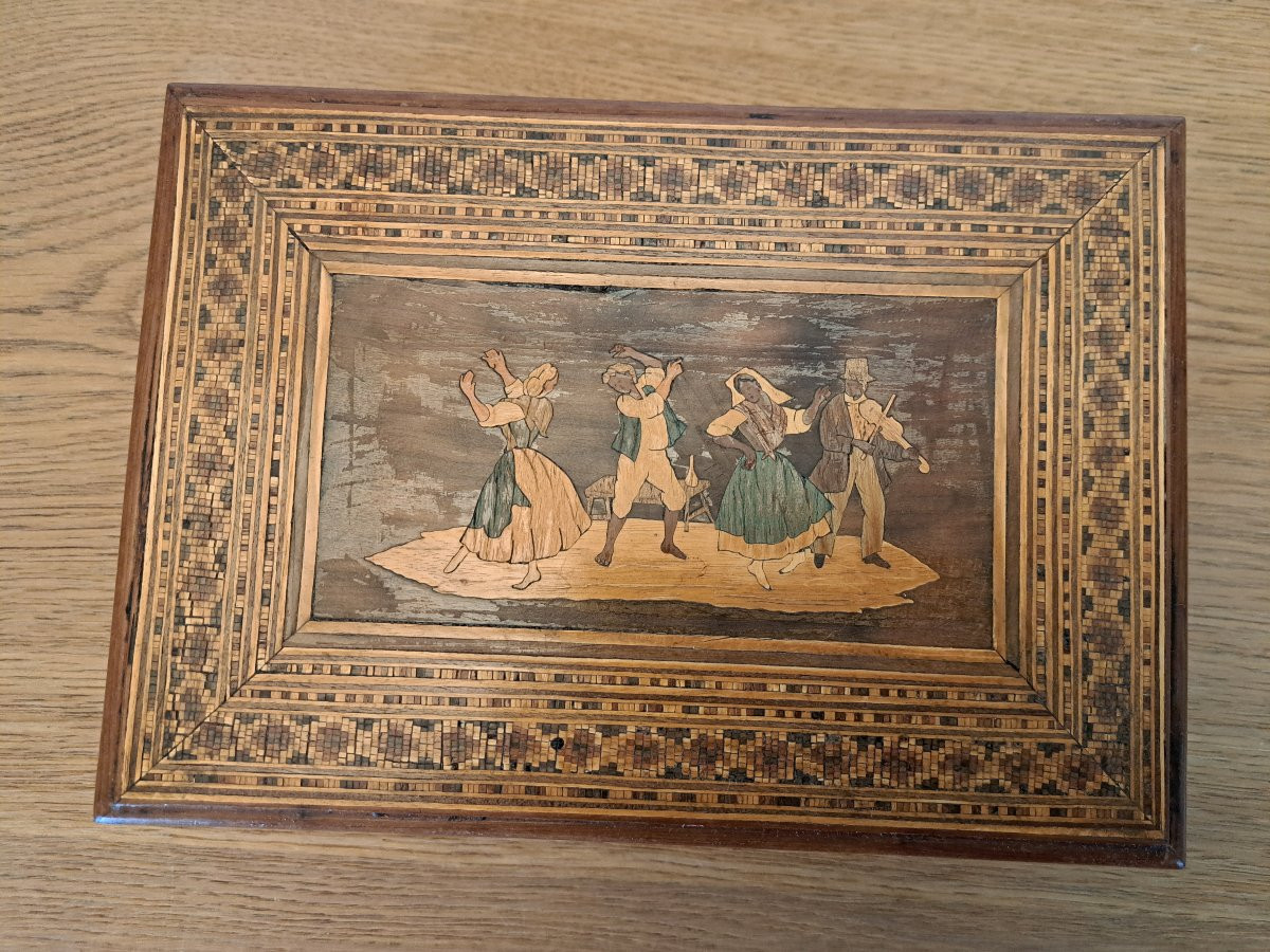 Wooden Box And Marquetry From Sorrento, Italy, Early 20th Century. -photo-4