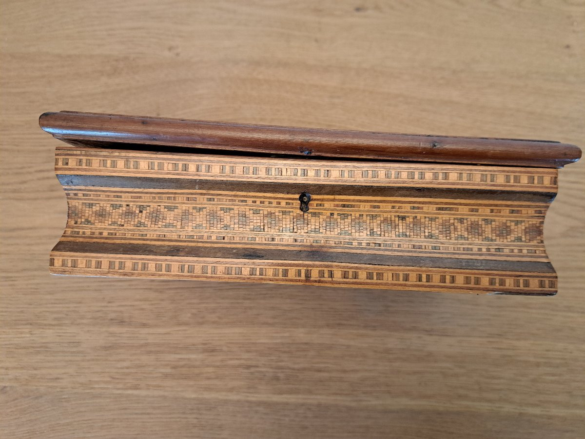 Wooden Box And Marquetry From Sorrento, Italy, Early 20th Century. -photo-6
