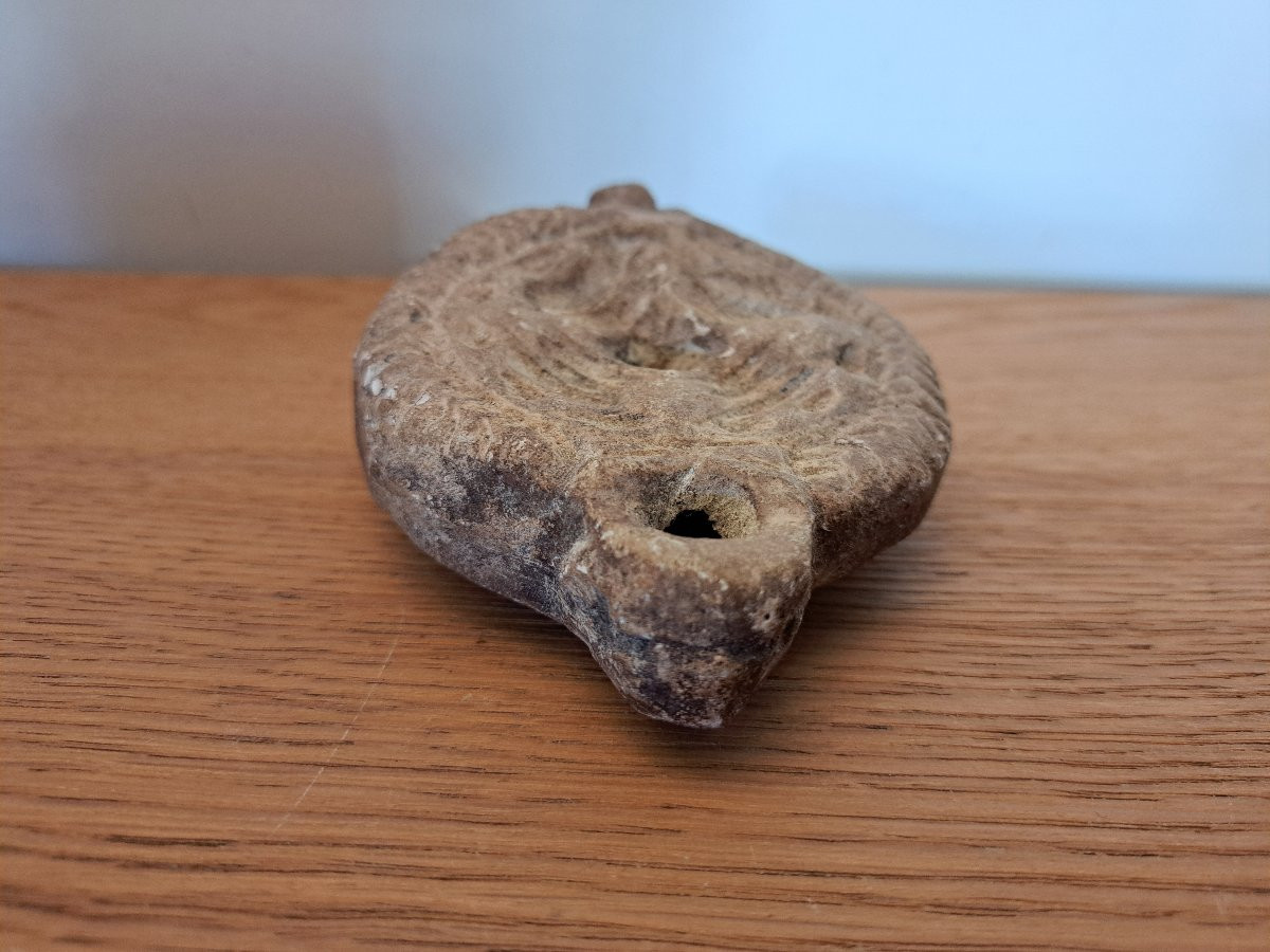 Roman Oil Lamp, Terracotta. -photo-1