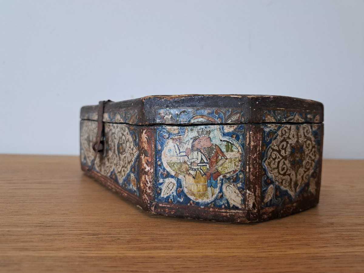 Box, Tiger Hunt, Papier-mâché, Qajar, Iran, 19th Century. -photo-4