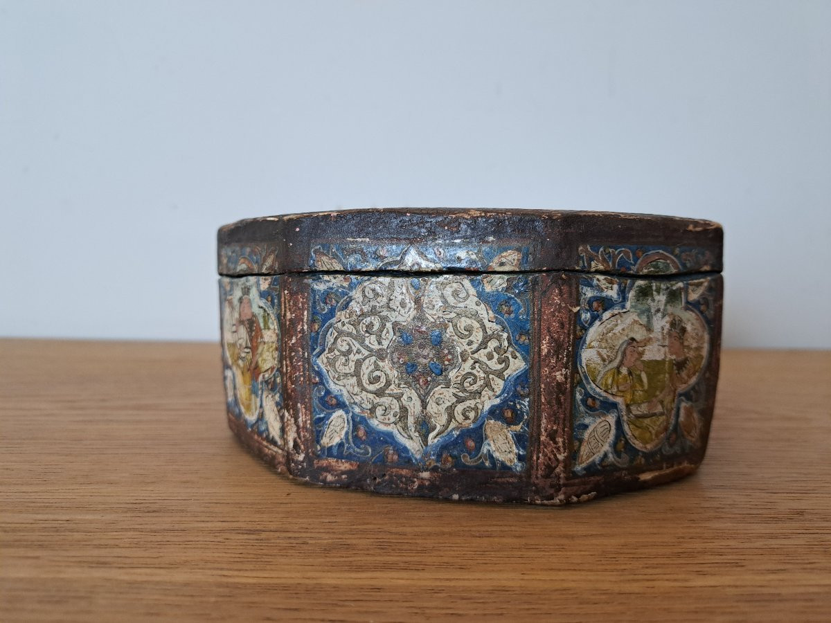 Box, Tiger Hunt, Papier-mâché, Qajar, Iran, 19th Century. -photo-2
