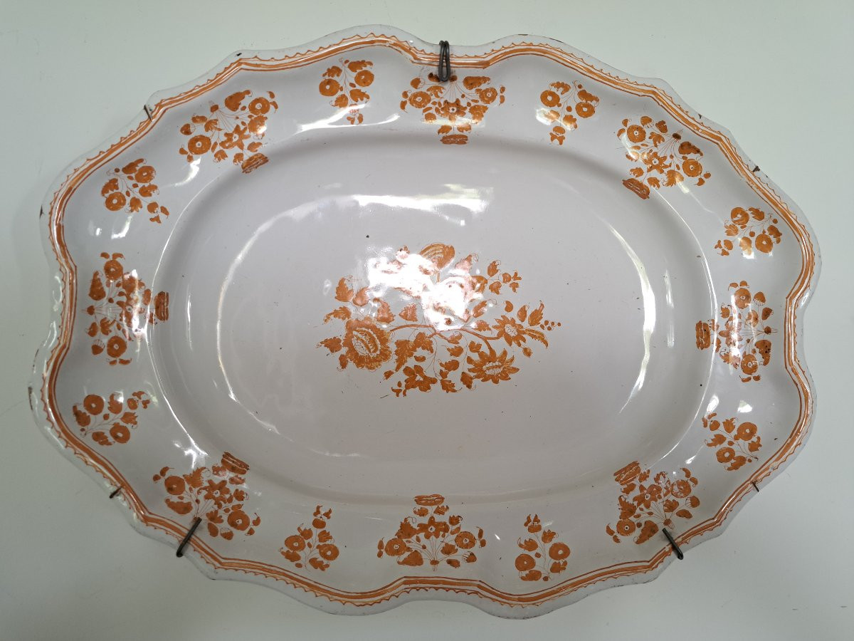 Moustiers, Oval Dish With Curved Edge, Earthenware, 18th Century. -photo-2