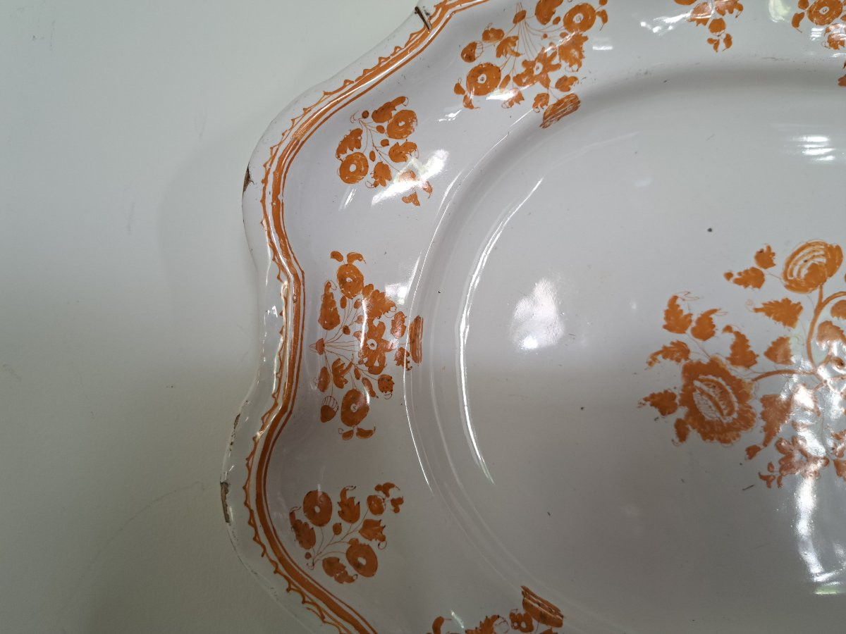 Moustiers, Oval Dish With Curved Edge, Earthenware, 18th Century. -photo-2