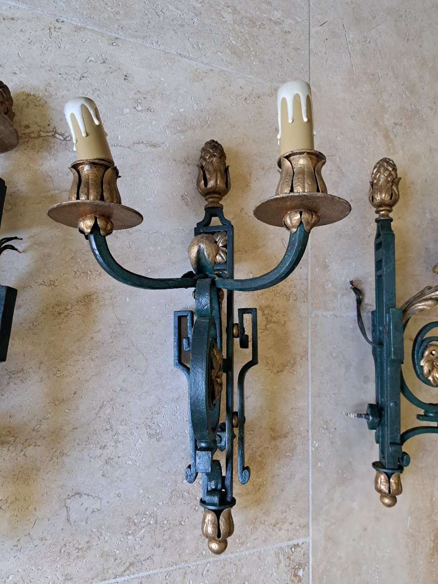 Attribué à Gilbert Poillerat , Suite de 3 appliques , Louis XIV , Fer forgé , XX°. -photo-4