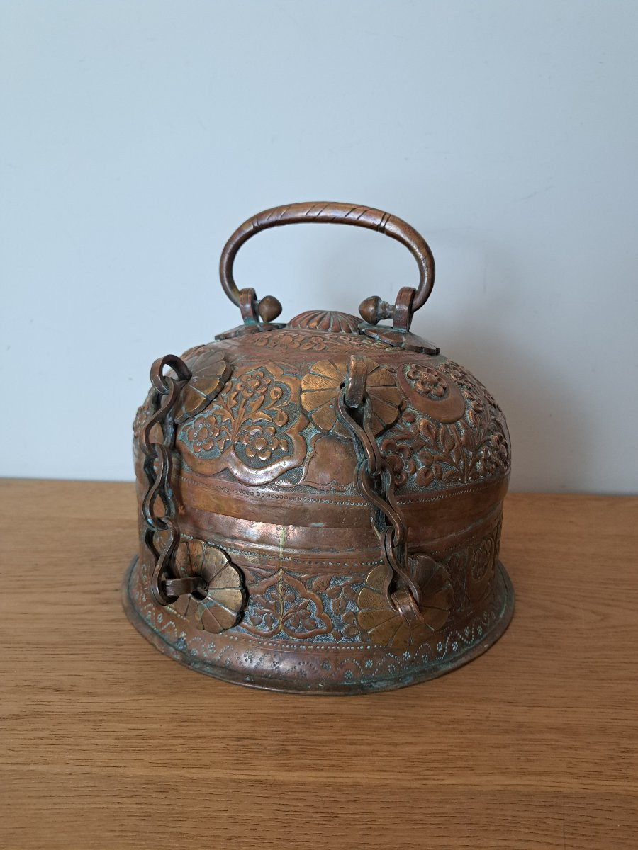 Inde , Boite à condiment de voyage , Cuivre repoussé et ciselé , XIX°. -photo-4