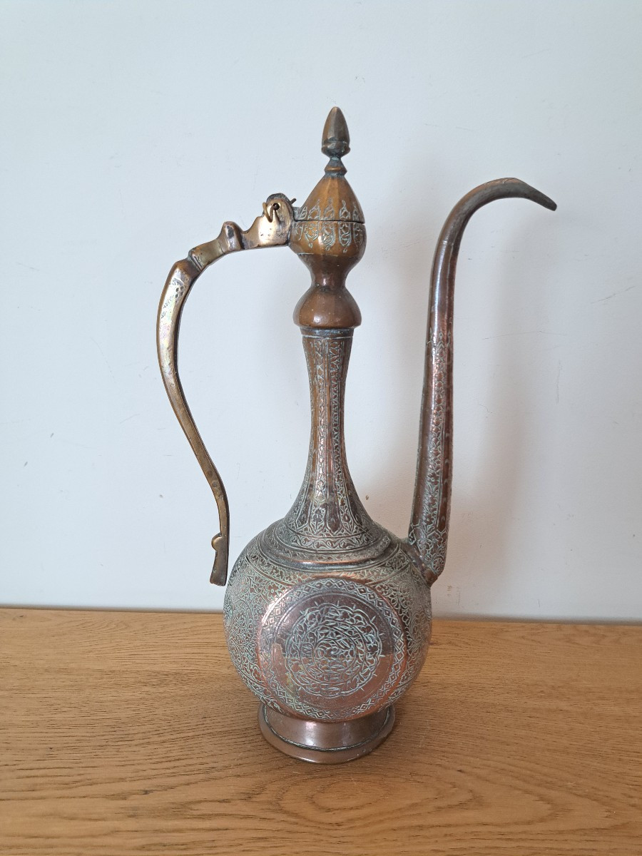 Iran / India, Ewer, Red Copper, Chiseled, 19th Century.
