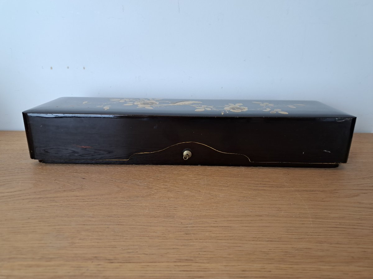 Japon , Boite , Fumibako , Laque noire et or , fin XIX°. -photo-2