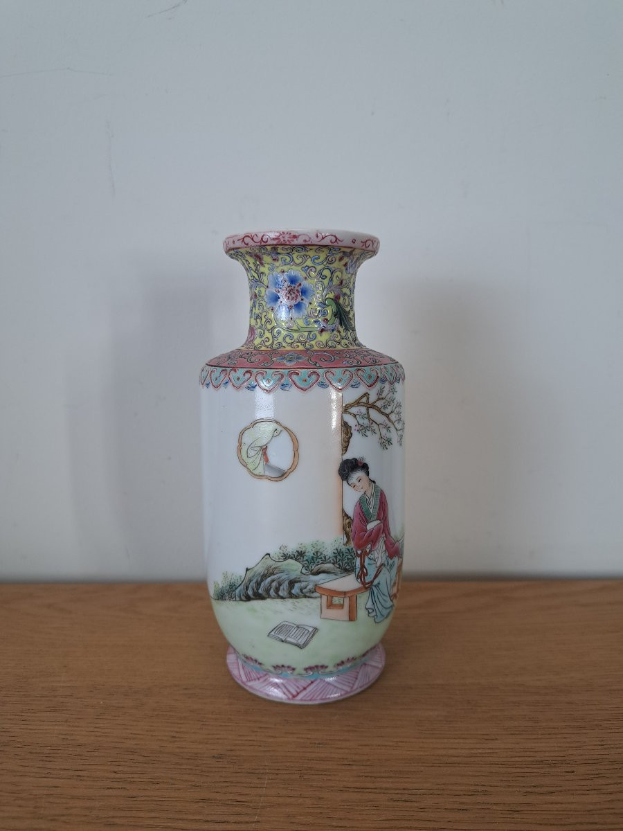 China, Small Vase, Porcelain, Famille Rose, 20th Century.-photo-2