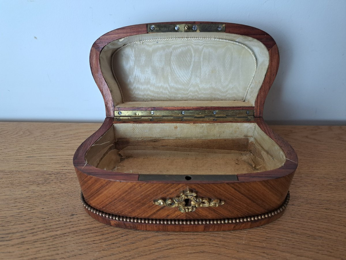 Coffret , Bois de rose , filet de laiton , style Louis XVI , Napoléon III , Fin XIX°. -photo-6