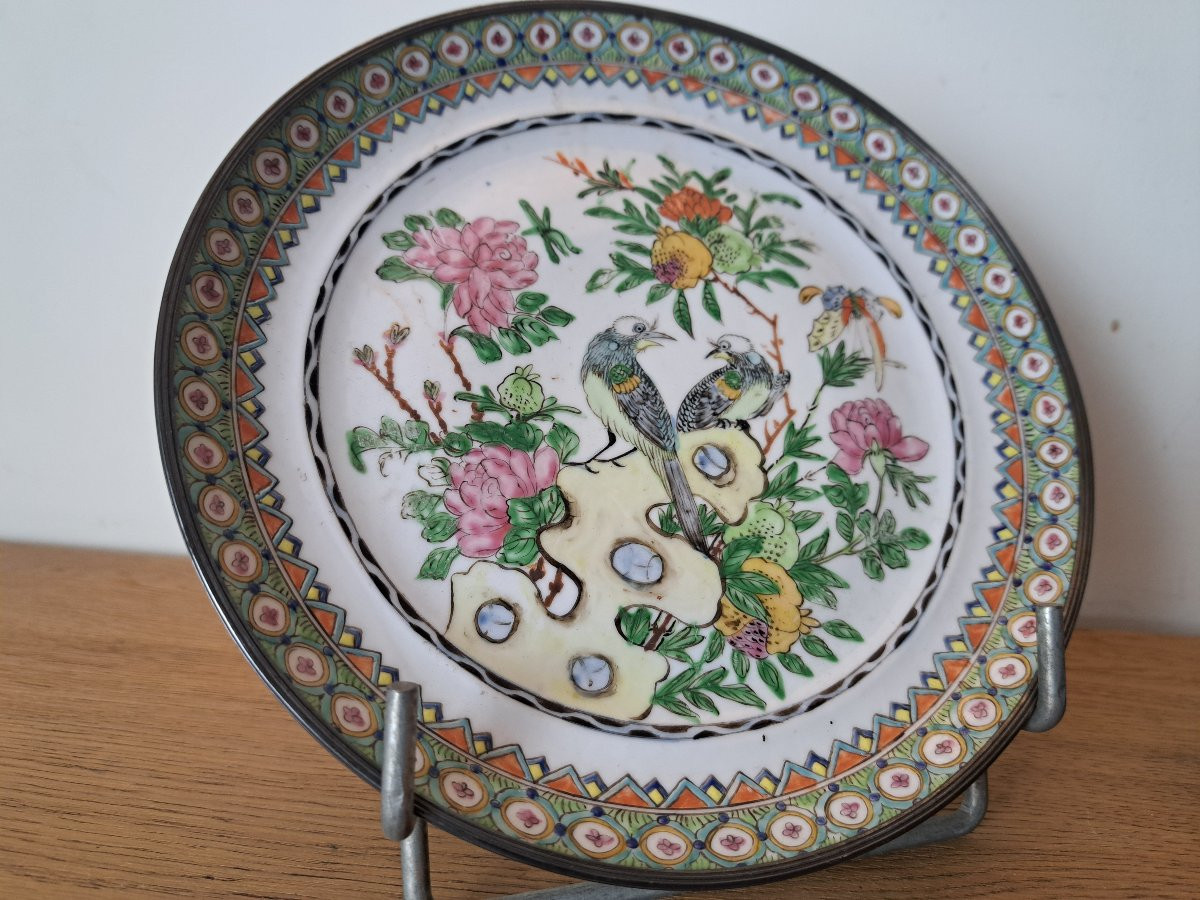 Chine , Paire d'assiettes en porcelaine , cerclage argent , XIX°. -photo-4