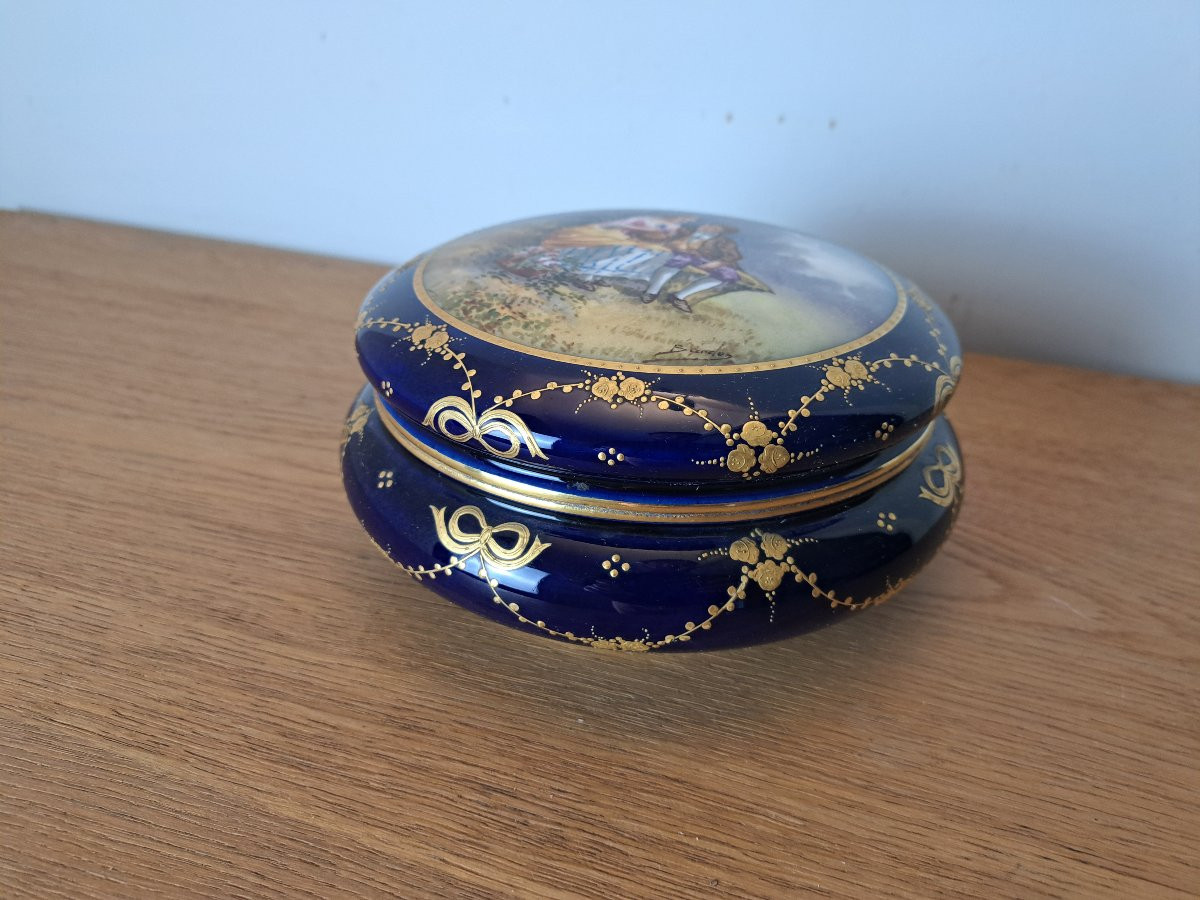 Michelaud , Grande bonbonnière , Porcelaine , Limoges , Début XX°. -photo-1