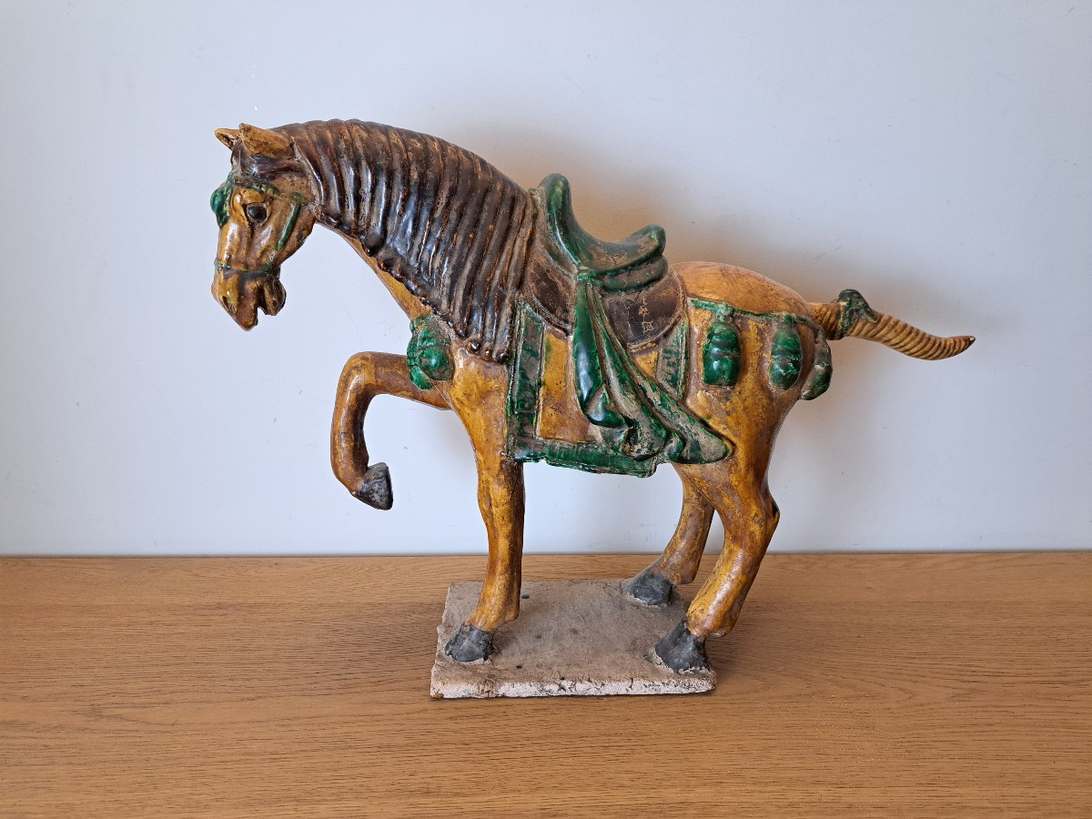 Cheval Tang , Terre cuite vernissée , XIX°. 