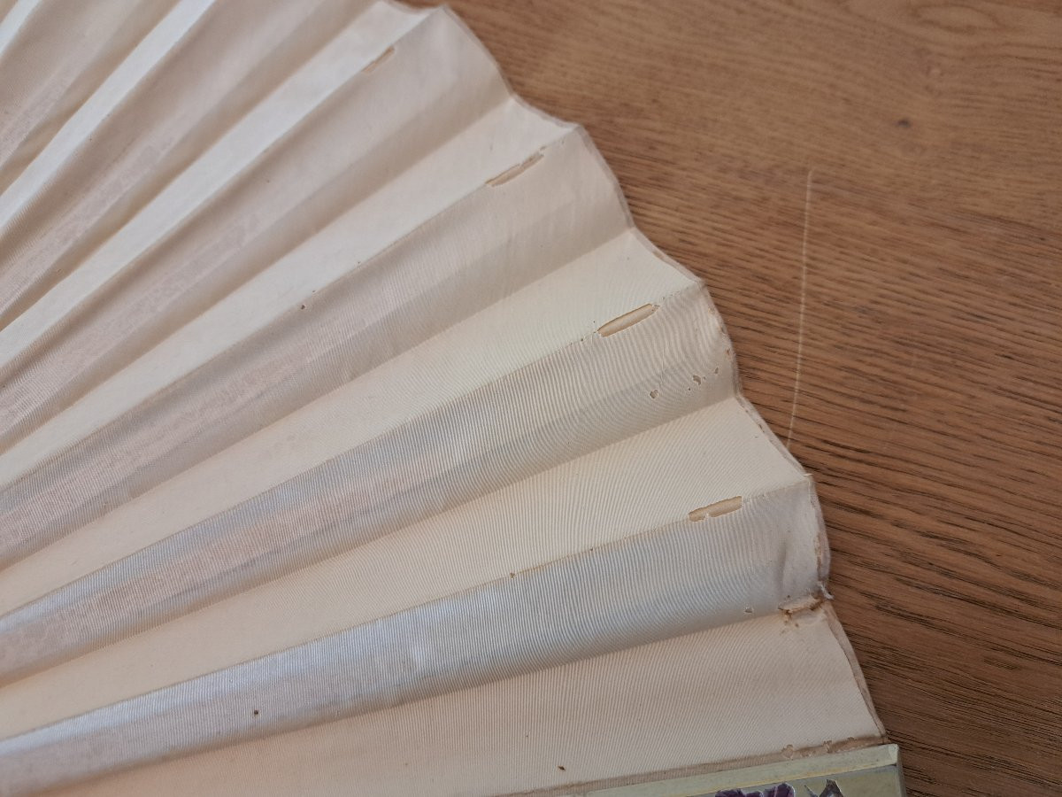 Duvelleroy , Eventail , Satin brodé , bois peint , Fin XIX°. -photo-3