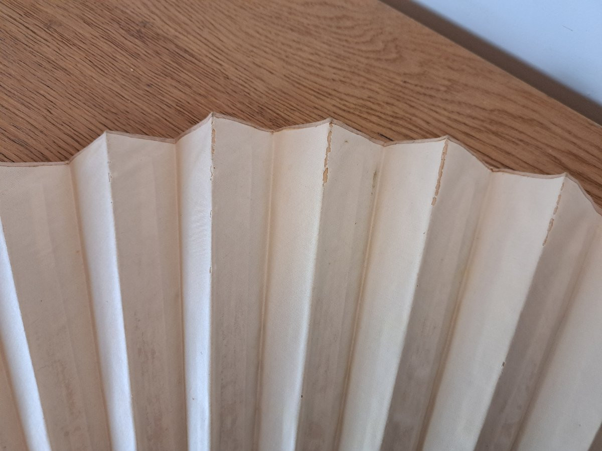 Duvelleroy , Eventail , Satin brodé , bois peint , Fin XIX°. -photo-5