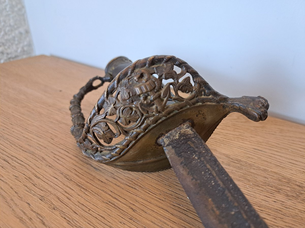 Naval Officer's Sword, 19th Century Period. -photo-4