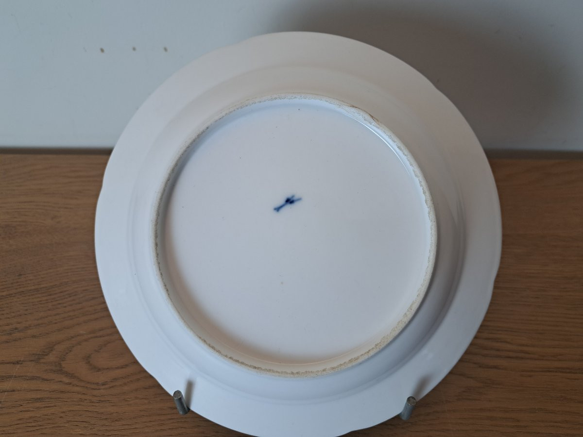 Locré , Porcelaine de Paris , Assiette creuse , Fleurs , Fin XVIII°. -photo-1