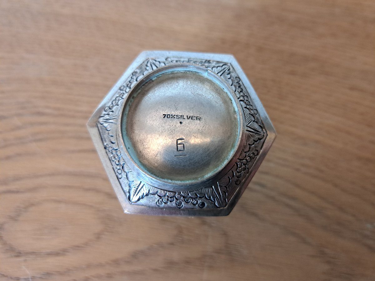 Chine, Petite Boite hexagonale , Argent , XX°. -photo-2