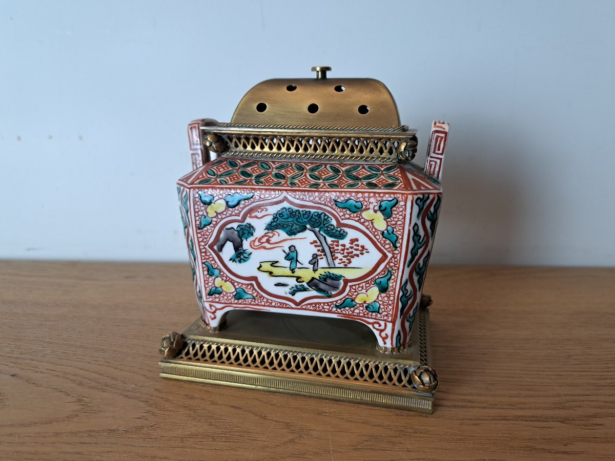 Japan, Incense Burner, Porcelain, Bronze, Late 19th/early 20th Century. -photo-3