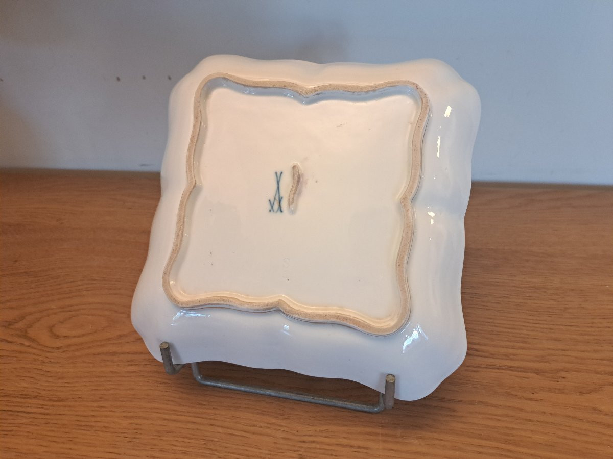 Jatte à bord mouvementé , Porcelaine de Meissen , Fin XIX°/1900 . -photo-3