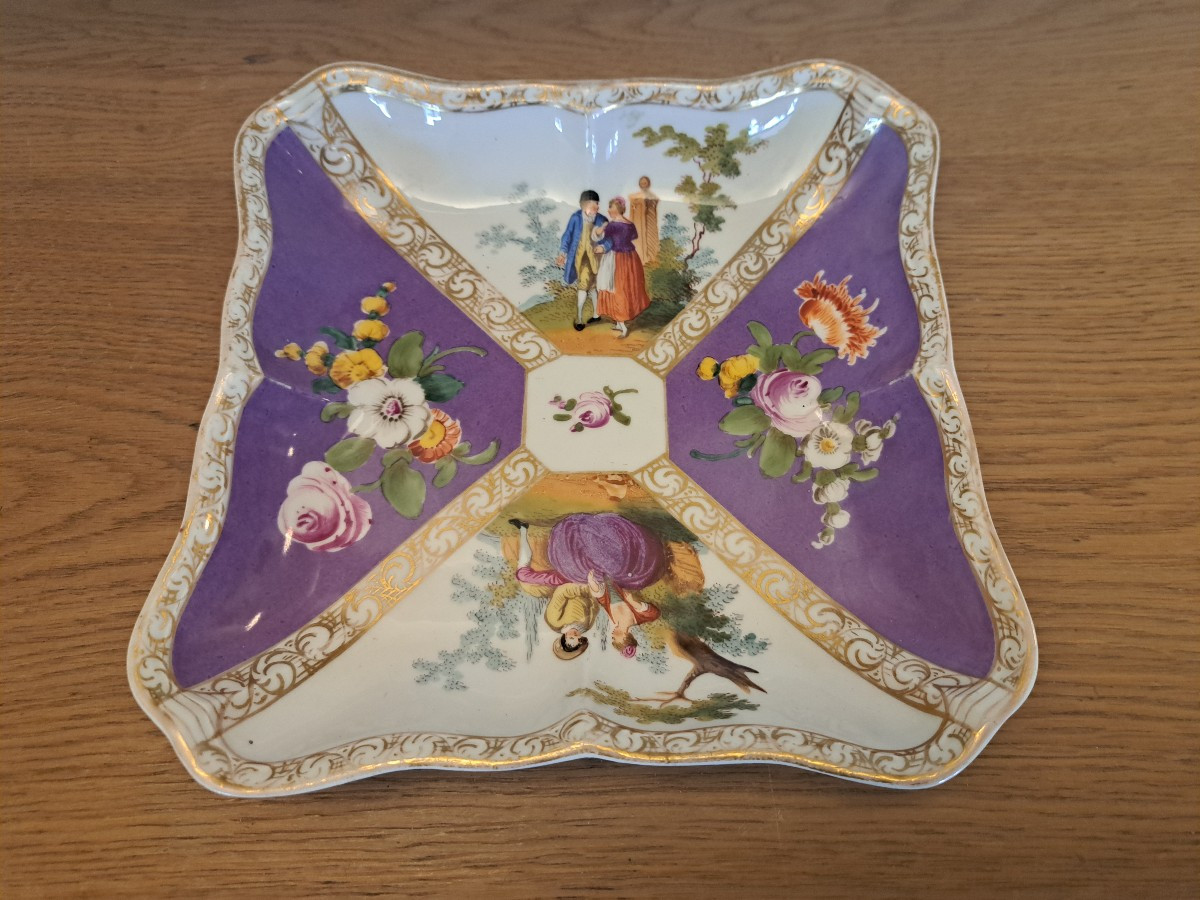 Jatte à bord mouvementé , Porcelaine de Meissen , Fin XIX°/1900 . 