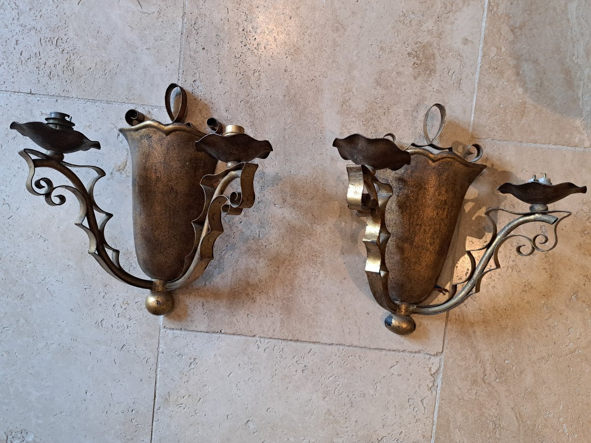 Pair Of Wall Sconces In Gilded Sheet Metal, 1940s. -photo-4