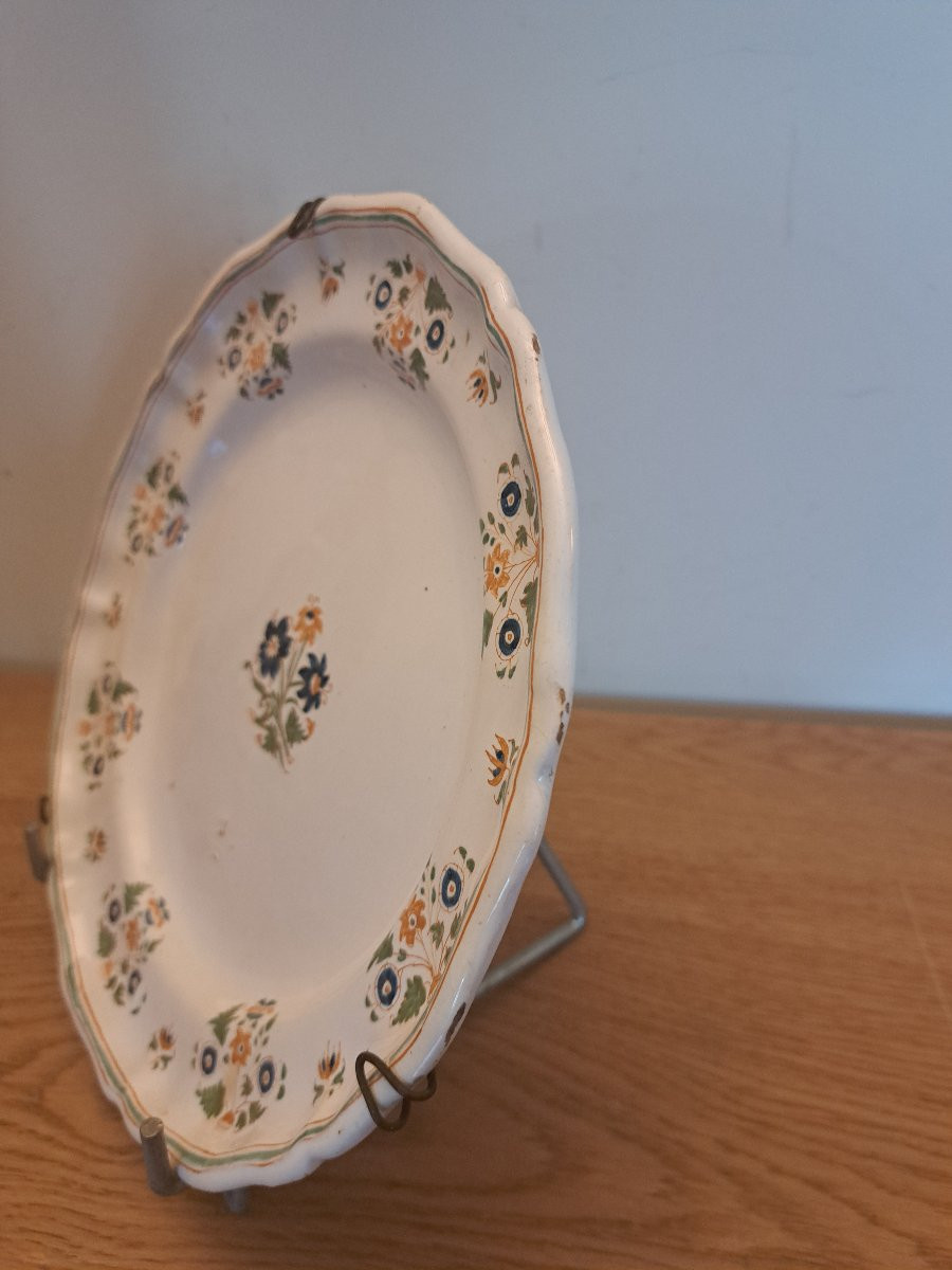 Moustiers , Dinner Plate , Earthenware , 18th Century.-photo-4