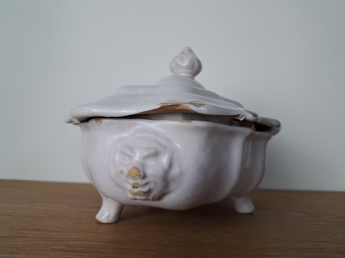 Moustiers , Soup Tureen , White Earthenware , 18th Century.-photo-4