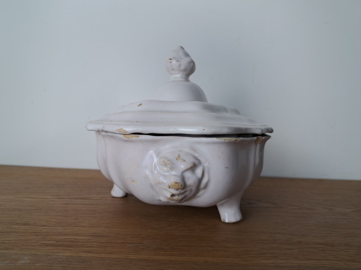 Moustiers , Soup Tureen , White Earthenware , 18th Century.-photo-2