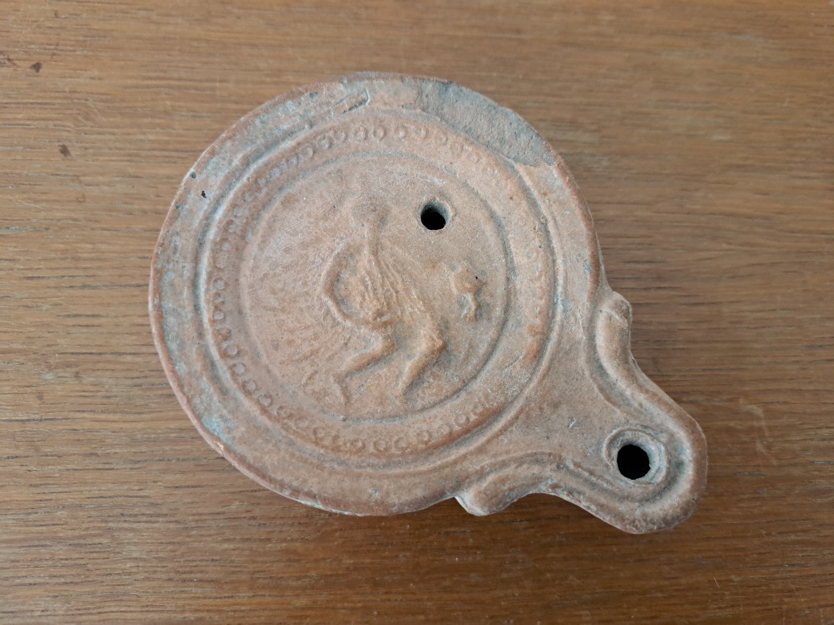 Oil Lamp, Terracotta, Roman Period. -photo-1