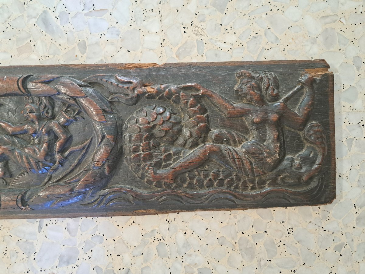 Cupid, Nymphs, Carved Oak Panel, Late 16th/early 17th Century. -photo-2